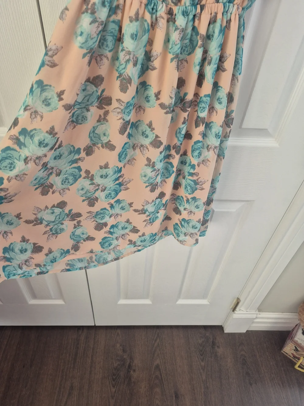 Xhilaration Floral Dress Medium Peach Teal Sleeveless Fit Flare Lace Back - Picture 6 of 6